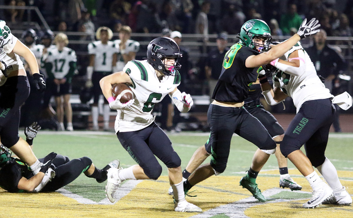 West Linn Tigard football Oregon October 14 2022 Dan Brood 71